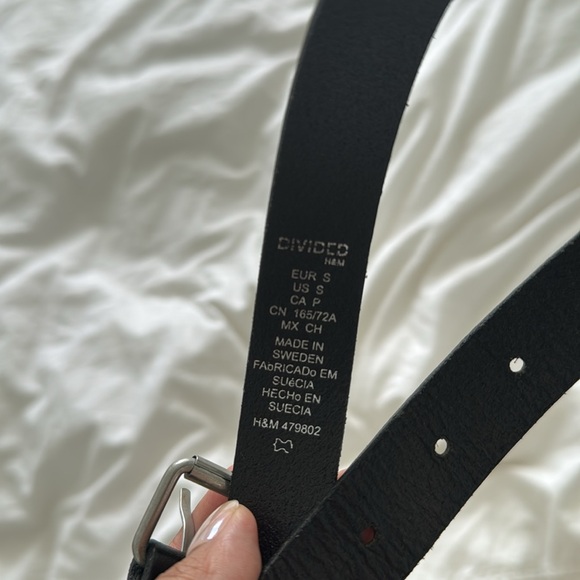 Minimalist 90s leather belt size S - Picture 4 of 4